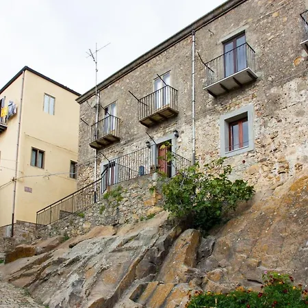 Ai Valati Cir 19082-037c20-6280 Cin It0820-37c284e-shywg Holiday home *