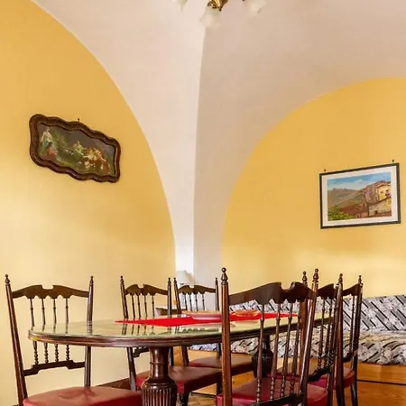 Ai Valati Cir 19082-037c20-6280 Cin It0820-37c284e-shywg Holiday home Geraci Siculo
