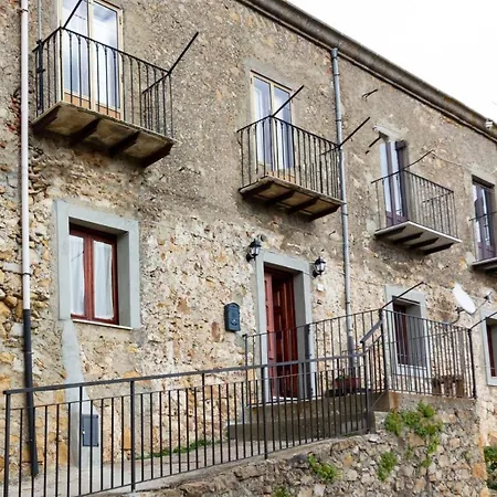 Holiday home Ai Valati Cir 19082-037c20-6280 Cin It0820-37c284e-shywg