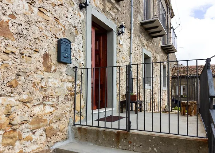 Ai Valati Cir 19082-037c20-6280 Cin It0820-37c284e-shywg Tatil Evi Geraci Siculo