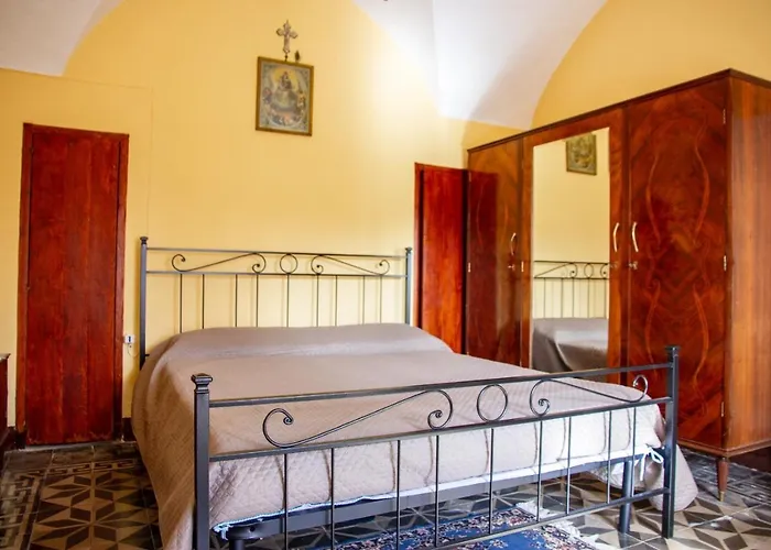 Tatil Evi Ai Valati Cir 19082-037c20-6280 Cin It0820-37c284e-shywg Geraci Siculo